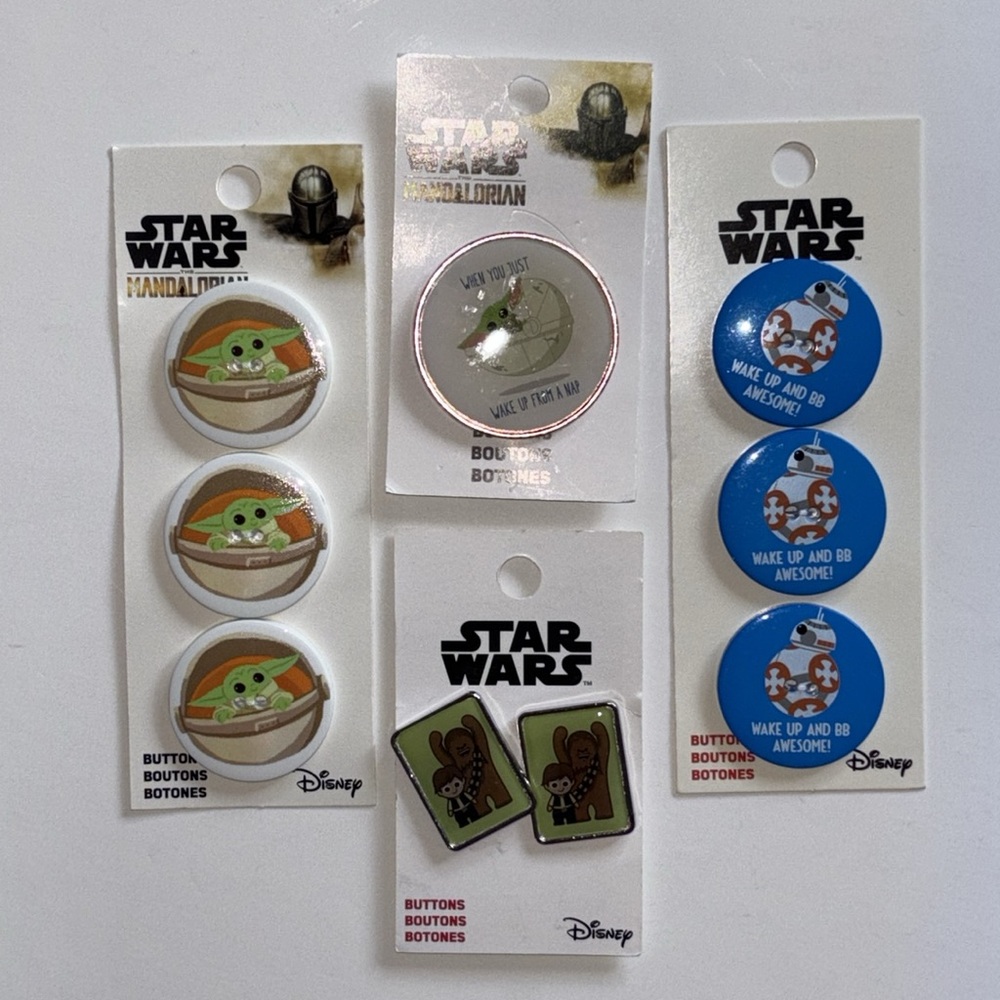Disney Star Wars Mandalorian Grogu Button Set